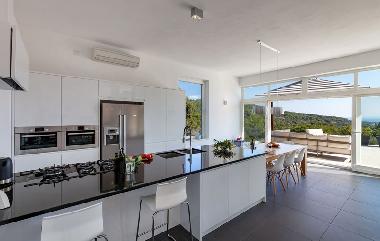 Villa in Selca (Splitsko-Dalmatinska) or holiday homes and vacation rentals