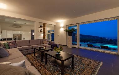 Villa in Selca (Splitsko-Dalmatinska) or holiday homes and vacation rentals