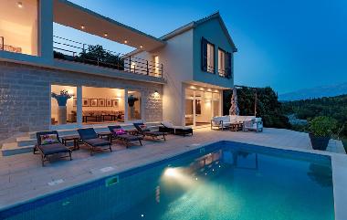 Villa in Selca (Splitsko-Dalmatinska) or holiday homes and vacation rentals