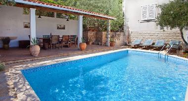 Holiday Apartment in Supetar (Splitsko-Dalmatinska) or holiday homes and vacation rentals