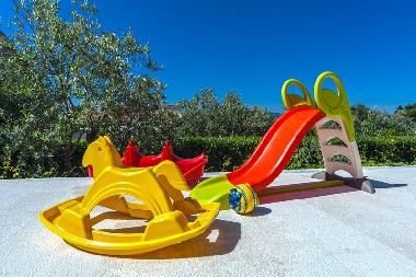 Villa in Baka Voda (Splitsko-Dalmatinska) or holiday homes and vacation rentals