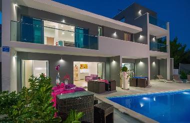 Villa in Rogoznica (Sibensko-Kninska) or holiday homes and vacation rentals
