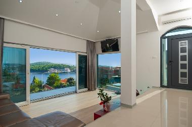 Villa in Rogoznica (Sibensko-Kninska) or holiday homes and vacation rentals
