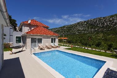 Villa in upa (Splitsko-Dalmatinska) or holiday homes and vacation rentals