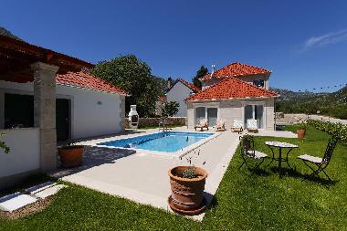 Villa in upa (Splitsko-Dalmatinska) or holiday homes and vacation rentals
