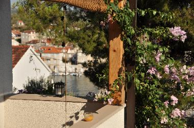 Holiday House in Milna (Splitsko-Dalmatinska) or holiday homes and vacation rentals