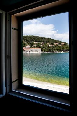 Holiday House in Pucisca (Splitsko-Dalmatinska) or holiday homes and vacation rentals