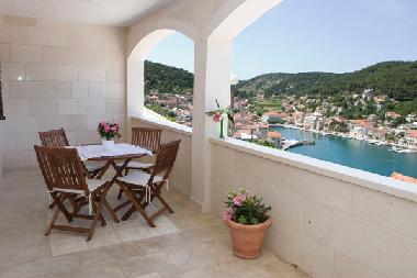 Holiday Apartment in Pučića (Splitsko-Dalmatinska) or holiday homes and vacation rentals
