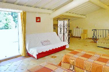 Holiday House in Loriol du Comtat (Vaucluse) or holiday homes and vacation rentals