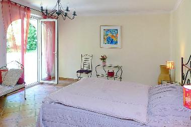 Holiday House in Loriol du Comtat (Vaucluse) or holiday homes and vacation rentals
