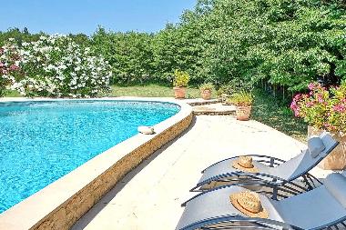 Holiday House in Loriol du Comtat (Vaucluse) or holiday homes and vacation rentals