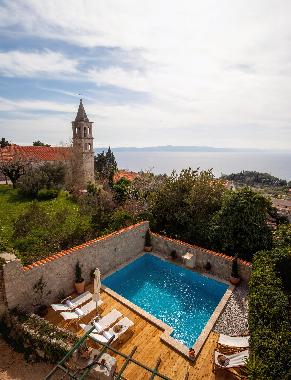 Holiday House in Podgora (Splitsko-Dalmatinska) or holiday homes and vacation rentals