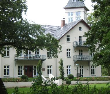 Palace / Castle in Rerik/ Hohen Niendorf (Mecklenburgische Ostseekste) or holiday homes and vacation rentals