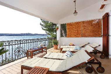 Holiday House in Posedarje (Zadarska) or holiday homes and vacation rentals