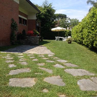 Villa in Marina di Massa (Massa-Carrara) or holiday homes and vacation rentals