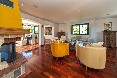 Villa in Sumartin (Splitsko-Dalmatinska) or holiday homes and vacation rentals