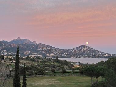 Holiday Apartment in AGAY (Var) or holiday homes and vacation rentals