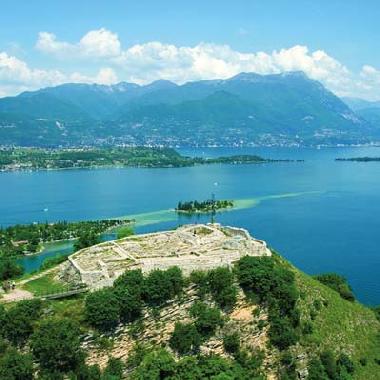 Holiday Apartment in Manerba del Garda (Brescia) or holiday homes and vacation rentals