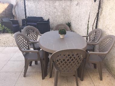 Holiday House in Maillane  (Bouches-du-Rh�ne) or holiday homes and vacation rentals