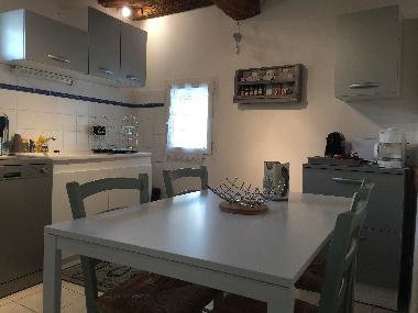 Holiday House in Maillane  (Bouches-du-Rh�ne) or holiday homes and vacation rentals