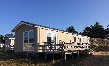 Chalet in Den Hoorn (Noord-Holland) or holiday homes and vacation rentals