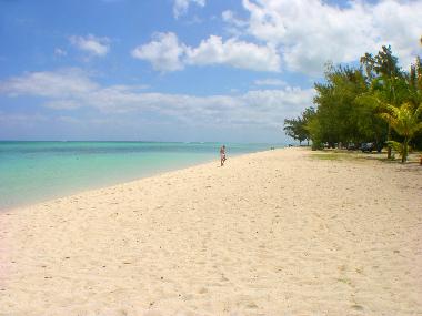 Holiday House in Le Morne (Black River) or holiday homes and vacation rentals