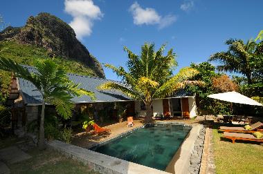 Villa in Le Morne (Black River) or holiday homes and vacation rentals