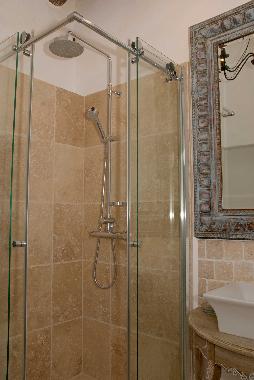 Master bedroom ensuite bathroom,shower and WC