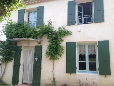 Holiday House in St Pierre de Vassols (Vaucluse) or holiday homes and vacation rentals