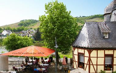 Bed and Breakfast in Briedel (Mosel - Saar) or holiday homes and vacation rentals