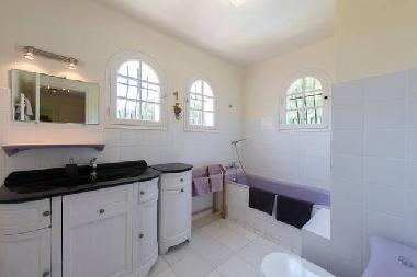 Villa in Les Issambres (Var) or holiday homes and vacation rentals