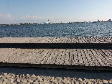 Holiday Apartment in Altefhr (Ostsee-Inseln) or holiday homes and vacation rentals