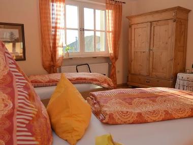 Holiday Apartment in Aidhausen Friesenhausen (Lower Franconia) or holiday homes and vacation rentals