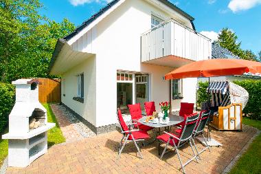 Holiday House in Zingst (Fischland-Dar-Zingst) or holiday homes and vacation rentals