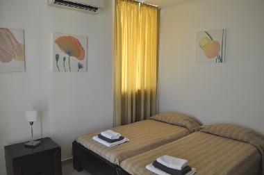 Ground floor twin bedroom 1