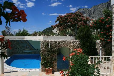 Holiday Apartment in Drasnice (Splitsko-Dalmatinska) or holiday homes and vacation rentals