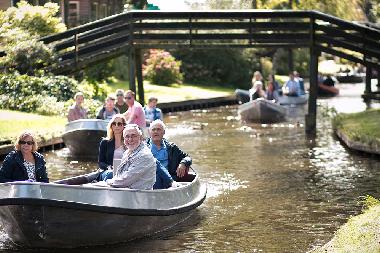 Holiday House in Giethoorn (Overijssel) or holiday homes and vacation rentals