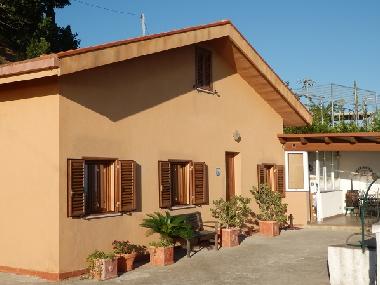 Holiday House in Cefalu (Palermo) or holiday homes and vacation rentals