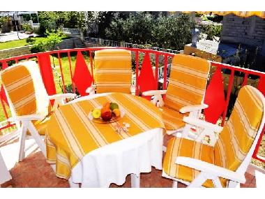 Holiday Apartment in Podstrana (Splitsko-Dalmatinska) or holiday homes and vacation rentals