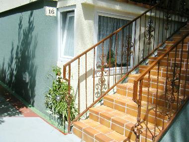 Holiday House in Stari Grad (Splitsko-Dalmatinska) or holiday homes and vacation rentals