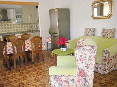 Holiday House in Stari Grad (Splitsko-Dalmatinska) or holiday homes and vacation rentals