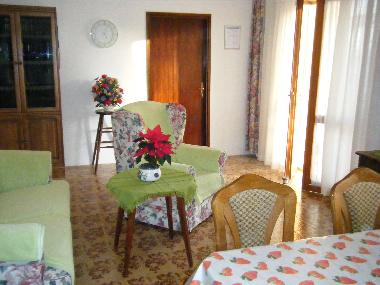 Holiday House in Stari Grad (Splitsko-Dalmatinska) or holiday homes and vacation rentals