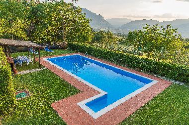 Villa in San Valentino in A.C. (Pescara) or holiday homes and vacation rentals