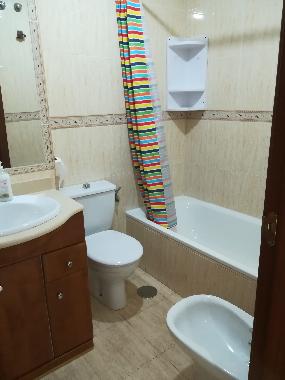 Complet bathroom, wc, bathtub, bidet