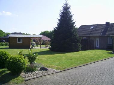Holiday Apartment in Zetel (Nordsee-Festland / Ostfriesland) or holiday homes and vacation rentals