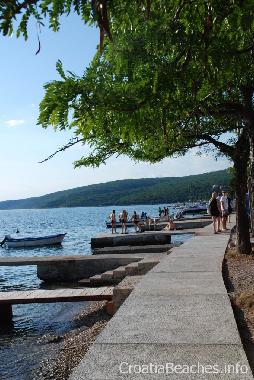 Holiday House in Jadranovo (Primorsko-Goranska) or holiday homes and vacation rentals