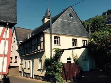 Holiday House in Burg (Mosel - Saar) or holiday homes and vacation rentals