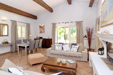 Holiday House in Flayosc (Var) or holiday homes and vacation rentals