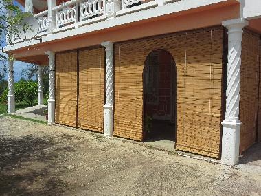 Holiday House in POINTE COTTON (Rodrigues) or holiday homes and vacation rentals