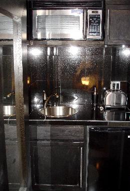 Kitchen Bar with Microwave